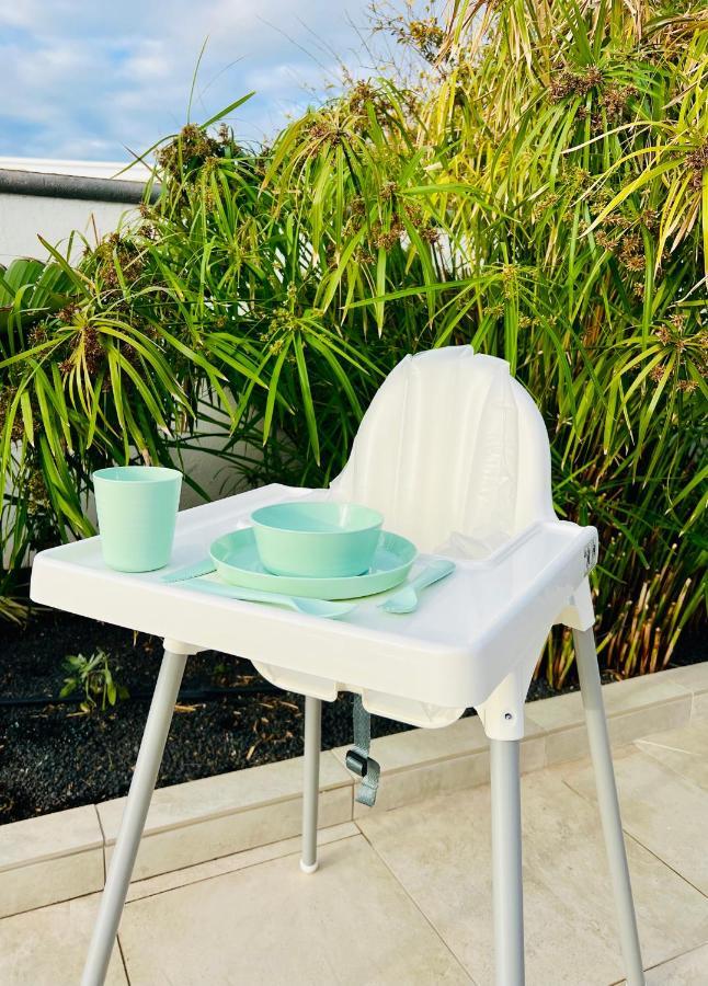 Sol Eterno - Luxury Aparmtent With Direct Oceanview And Extra Services Costa Teguise Exterior photo